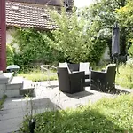 Bern zwei Zimmer im Jugendstilhaus mit Garten