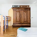 Bern zwei Zimmer im Jugendstilhaus mit Garten