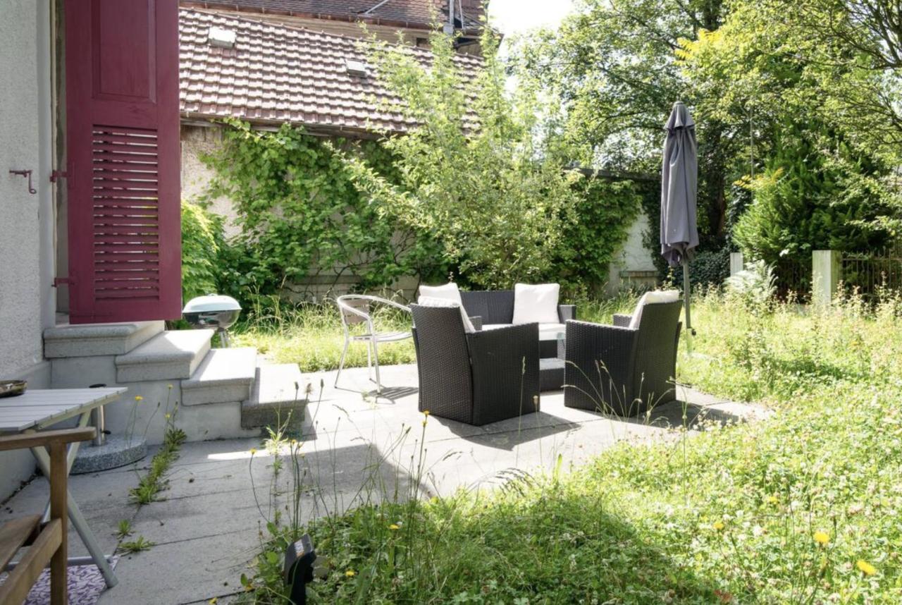 Zwei Im Jugendstilhaus Mit Garten