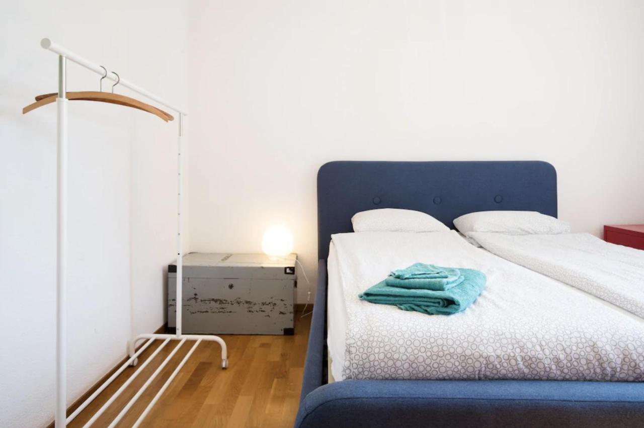Zwei Im Jugendstilhaus Mit Garten Privatunterkunft Bern